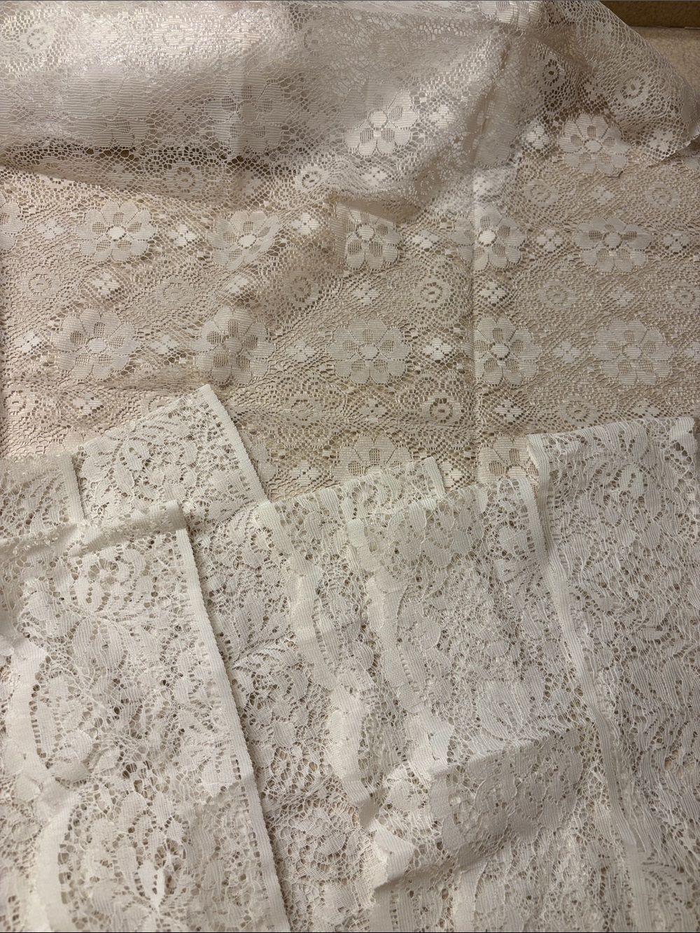 Multiple Lace Samples- Perfect For Crafters - Picture 7 of 9